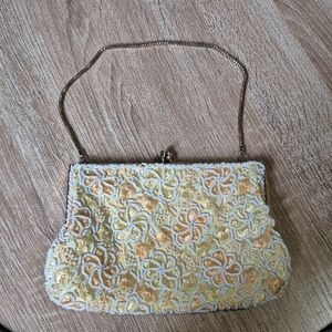 Elegant Floral Beaded Clutch